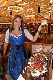 Simone Ballack @ FCR Business Eagles Wiesn" in der Fischer-Vroni©Foto: Schneider-Press/W.Breiteneicher